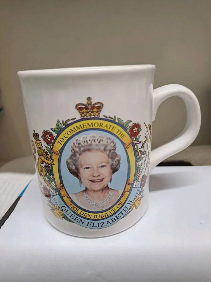 Queen Elizabeth II Golden Jubilee 1952–2002 - Image 1
