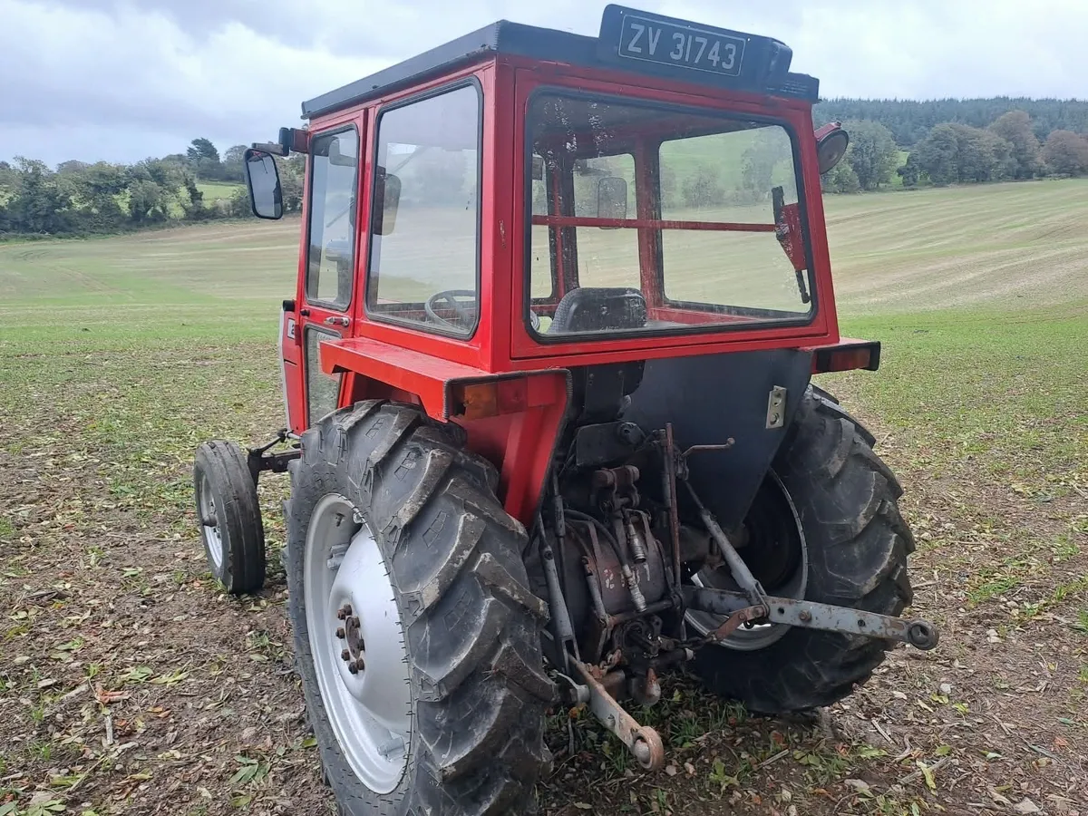 Massey Ferguson 240 - Image 2
