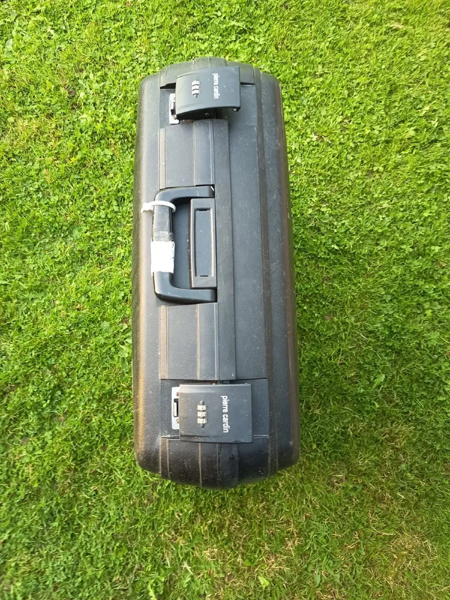 Pierre Cardin black wheeled suitcase - Image 4