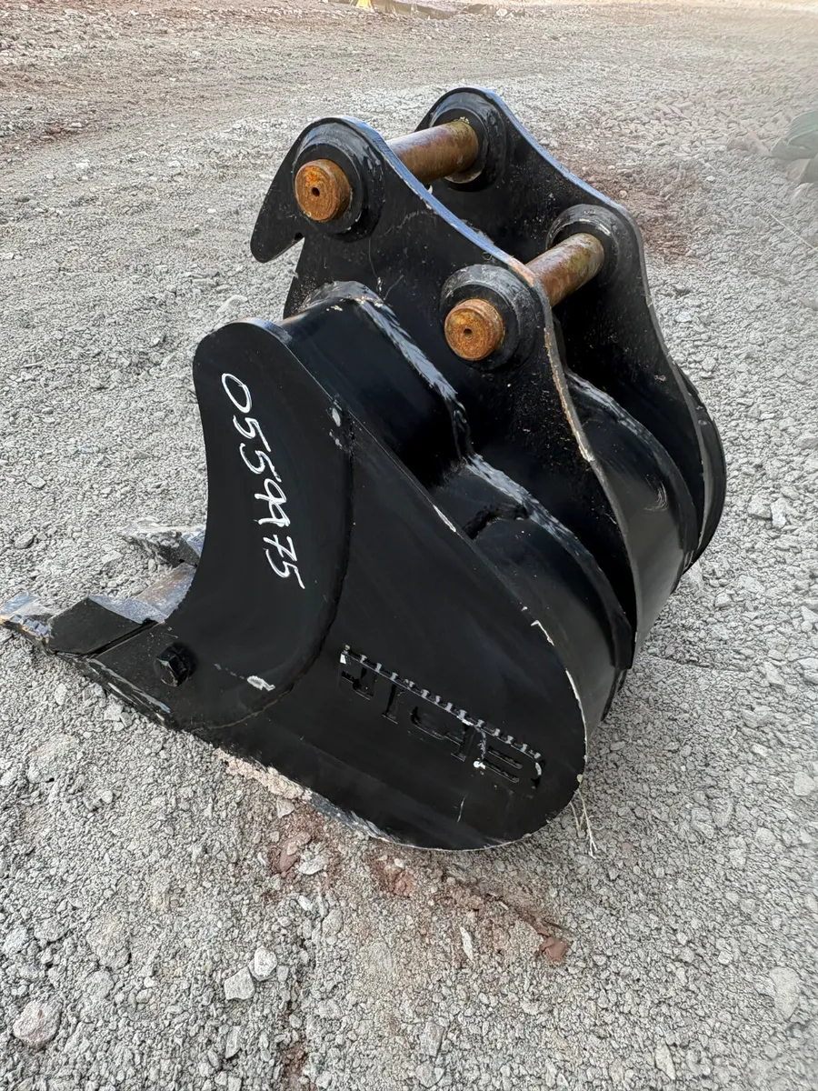 16” JCB digging bucket - Image 2