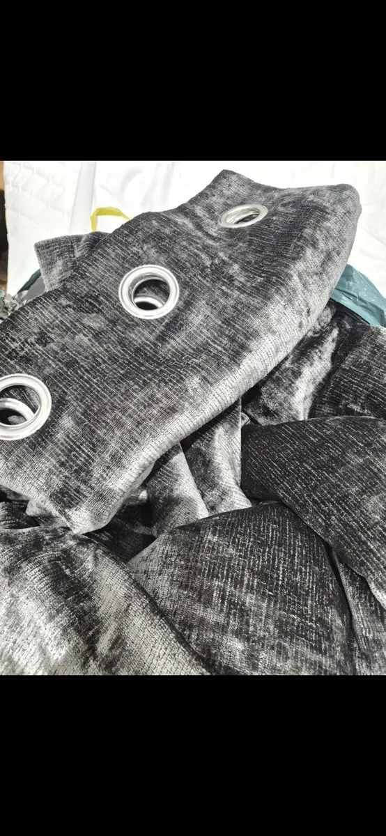 Very heavy new curtains from next - Image 1