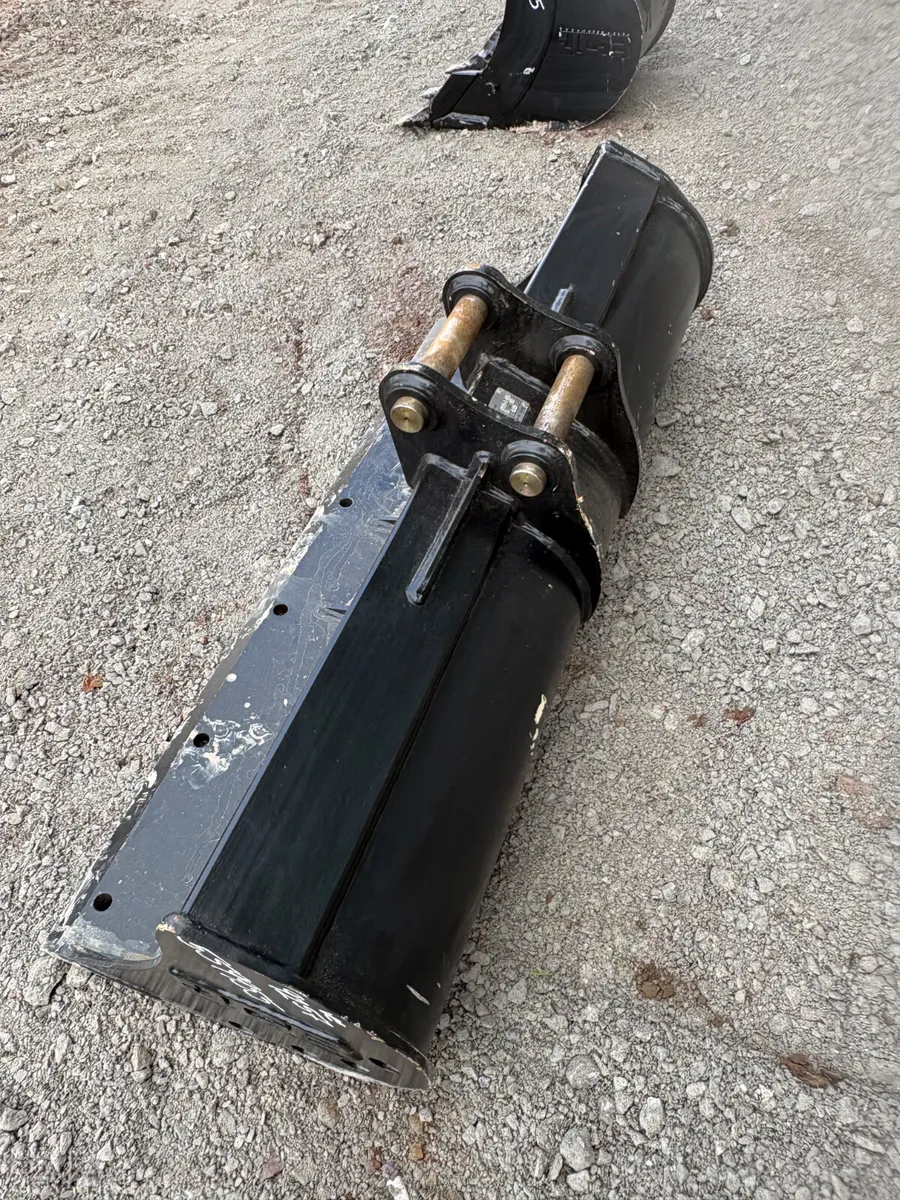 48” JCB Ditching bucket 35mm pins - Image 2