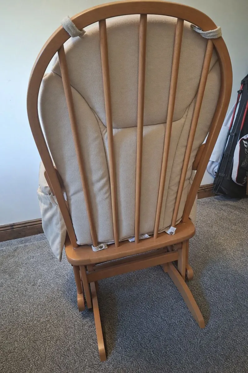 Solid Hardwood Glider Chair [Canadian Made] - Image 2
