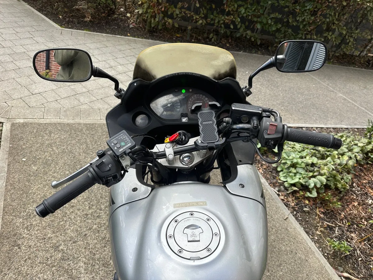 Honda CBF 600 2006 - Extras Included - Image 2