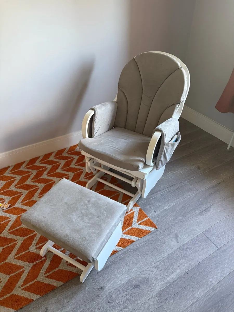 Rocking chair - Image 1