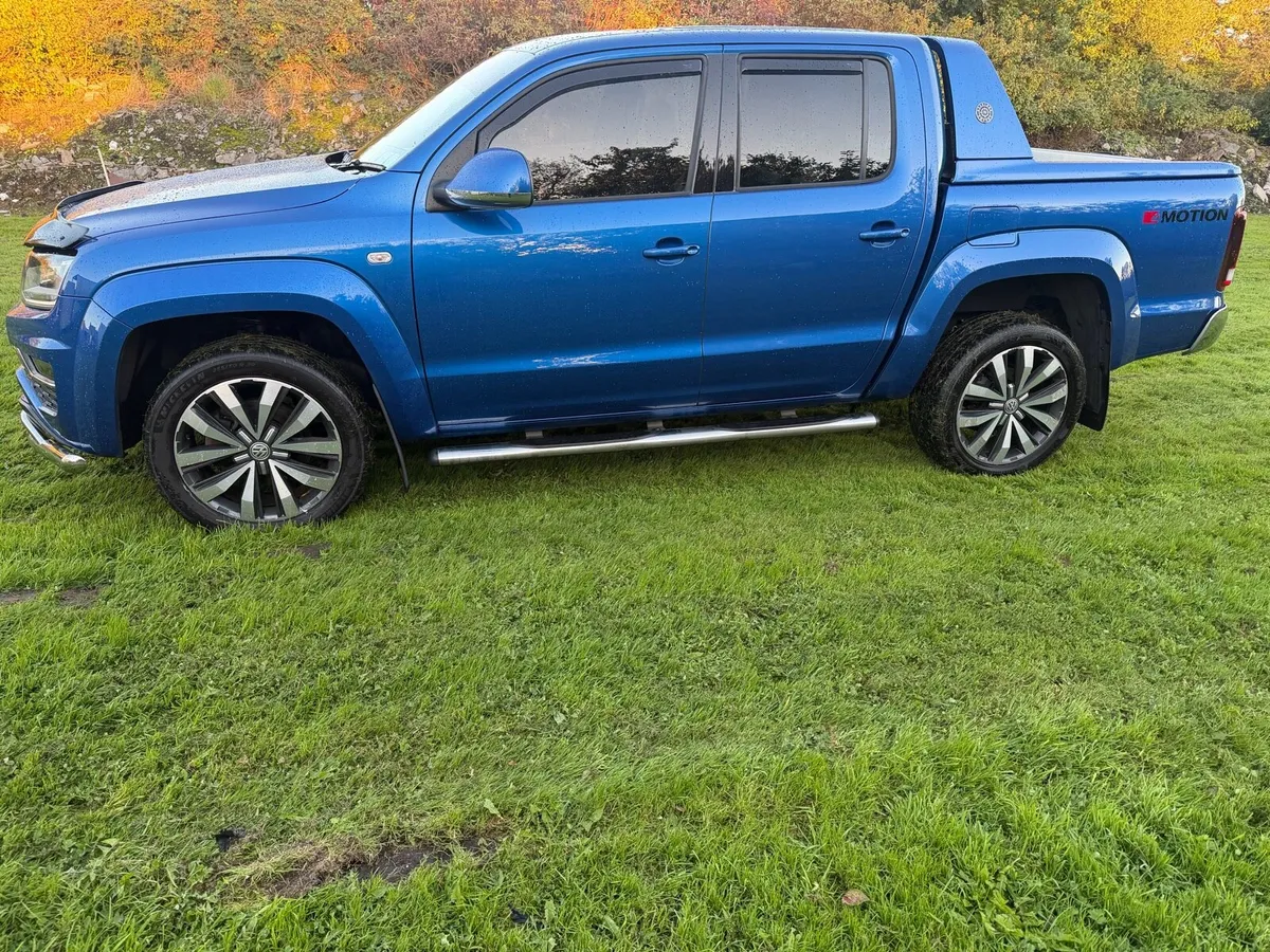 Volkswagen Amarok V6  Aventura - Image 2