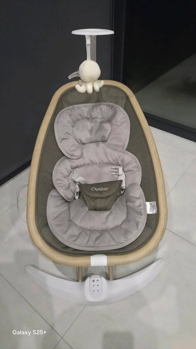 BabyStyle Oyster Smart Motion Rocker - Image 2