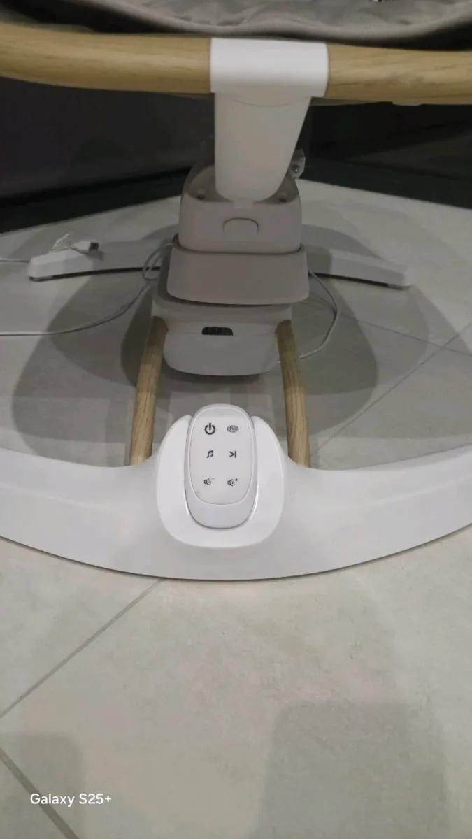 BabyStyle Oyster Smart Motion Rocker - Image 4