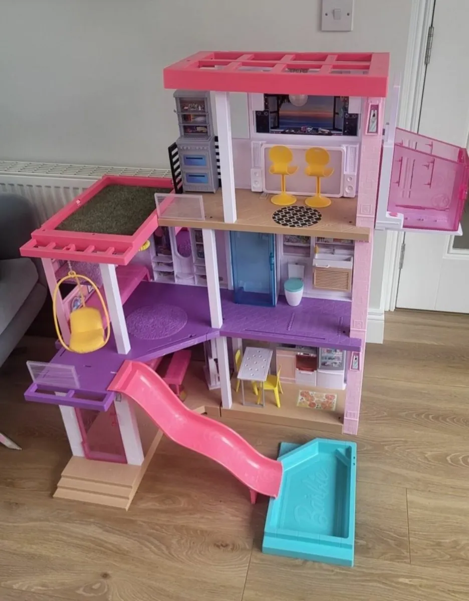 Barbie Dream House