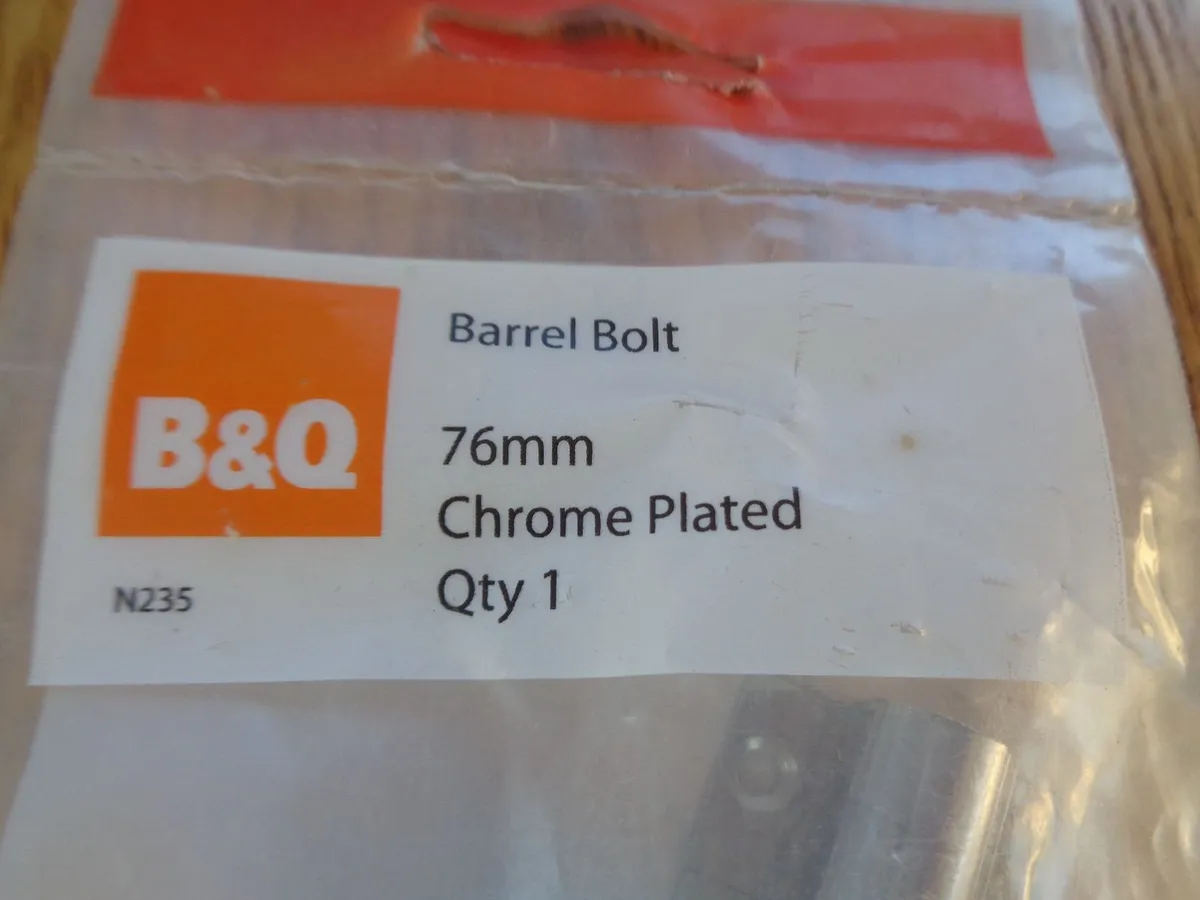 B&Q Barrel Bolt for Sale - Image 2