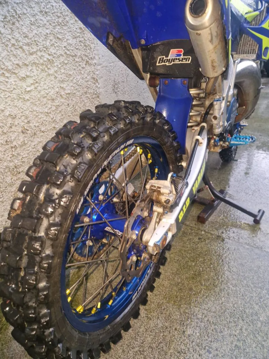 Yamaha yz 125 - Image 2