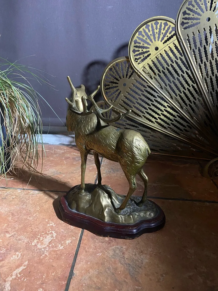 Red stag bronze - Image 3