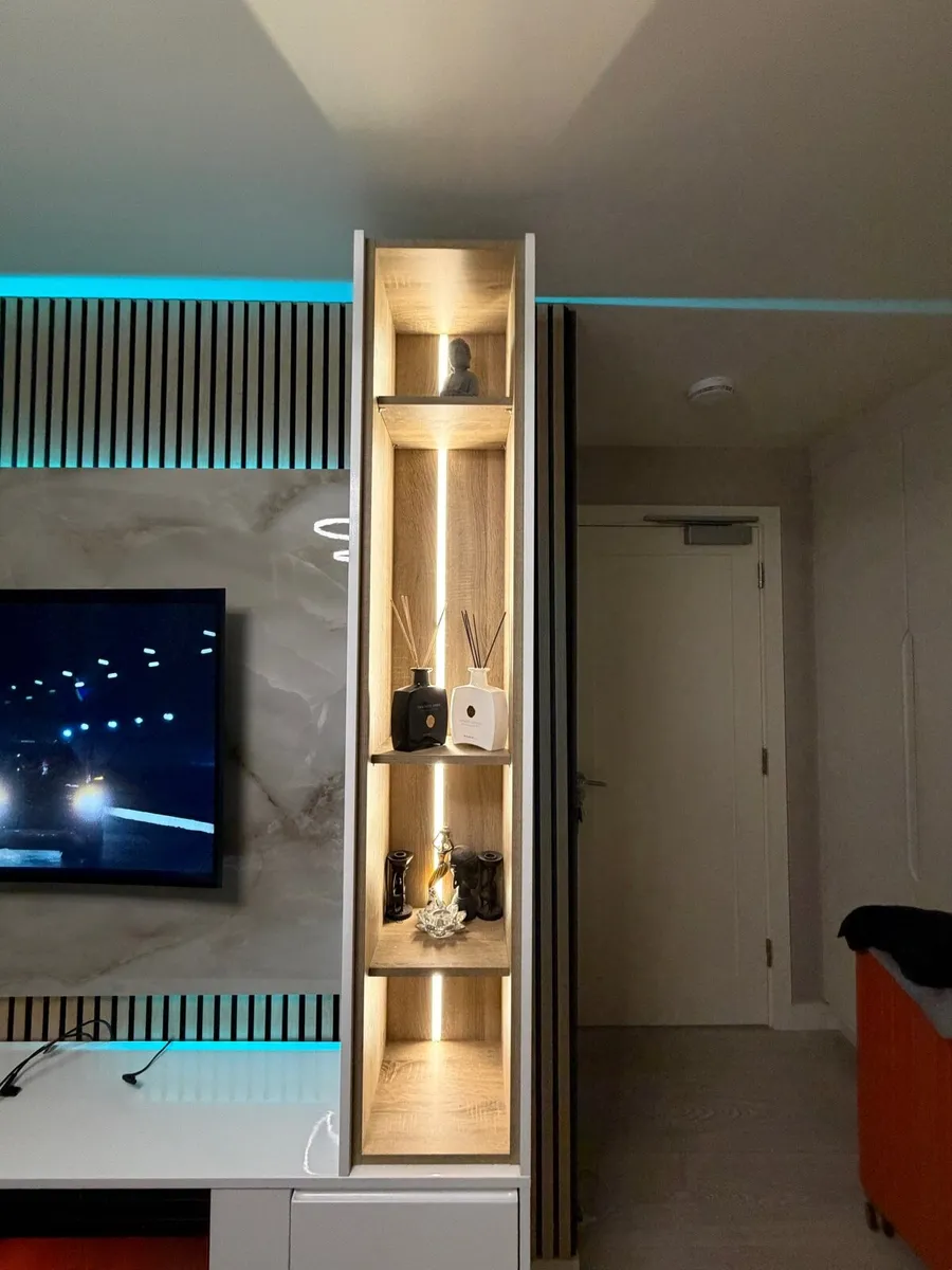 Media Wall for sale (in perfect condition) - Image 3