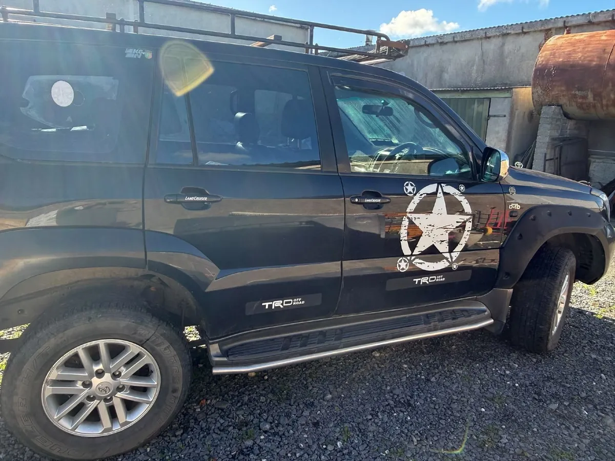 Toyota Land Cruiser 2007 - Image 3