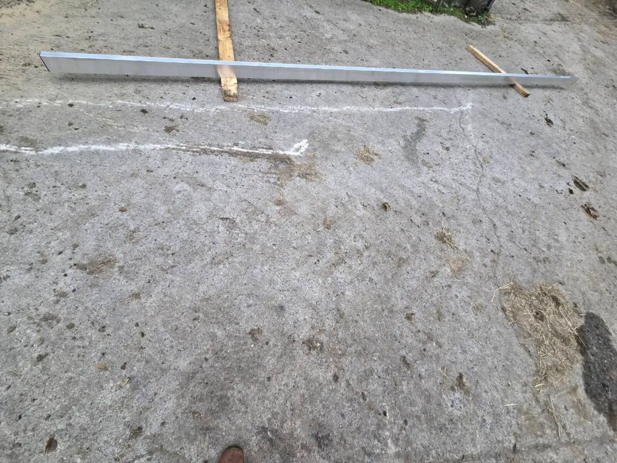 New Aluminum 6 meter concrete screeds - Image 2