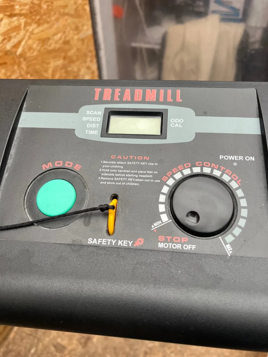 Treadmill - Image 2