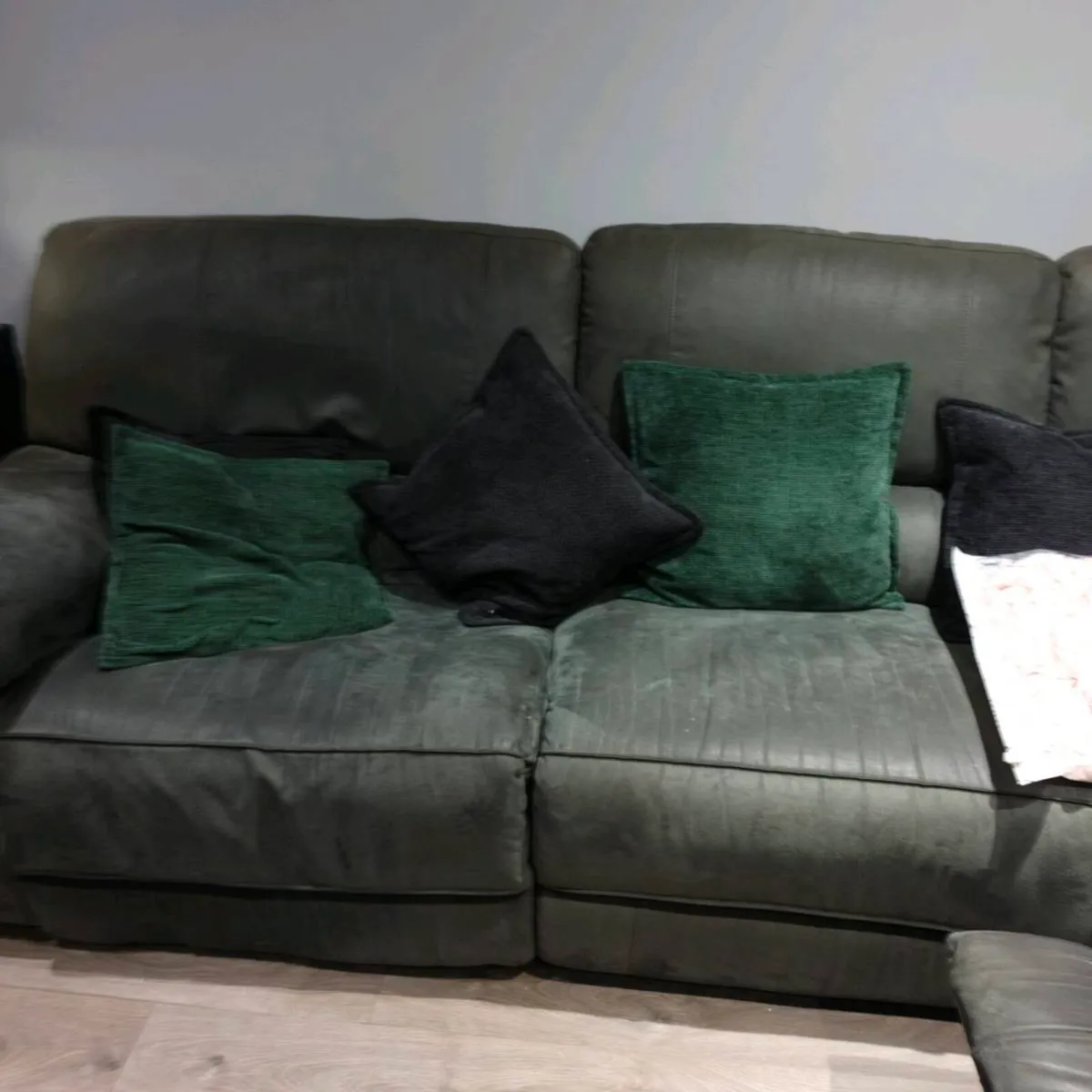 Corner reclining sofa - Image 1