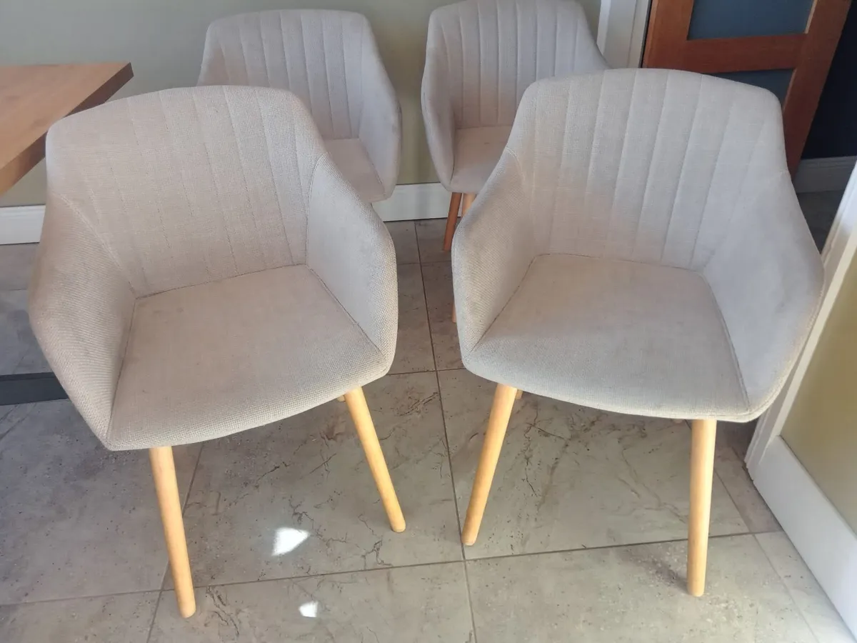 Dining chairs - Image 1