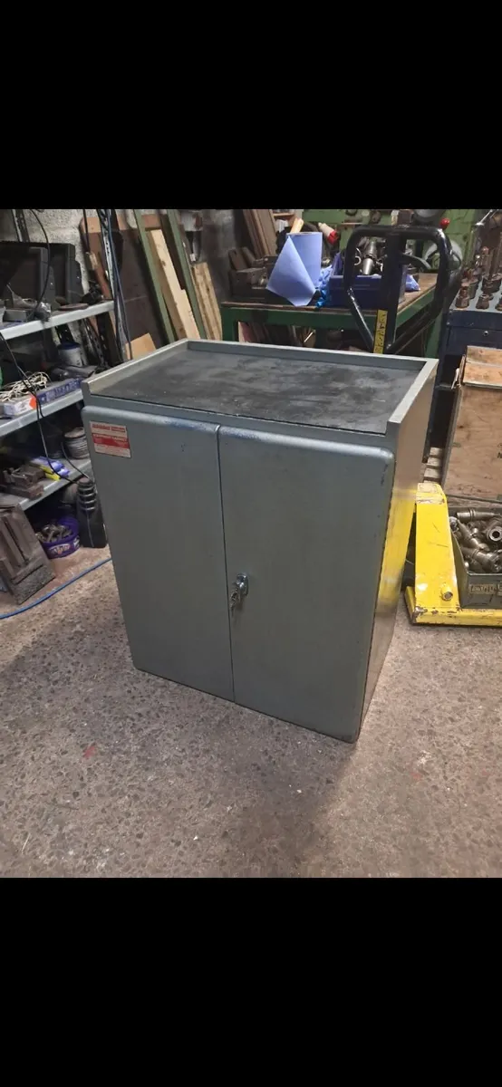 Milling machine cabinet - Image 1