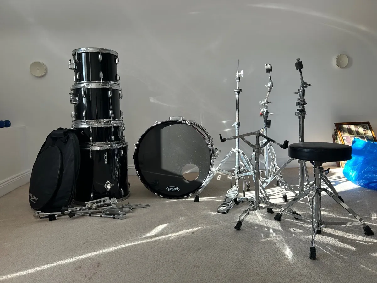 Drums - Image 1