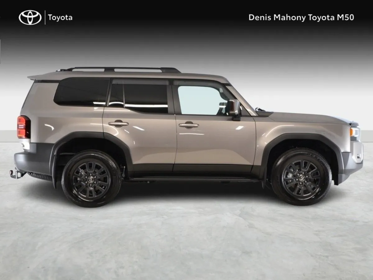 Toyota Land Cruiser Commercial - Image 3