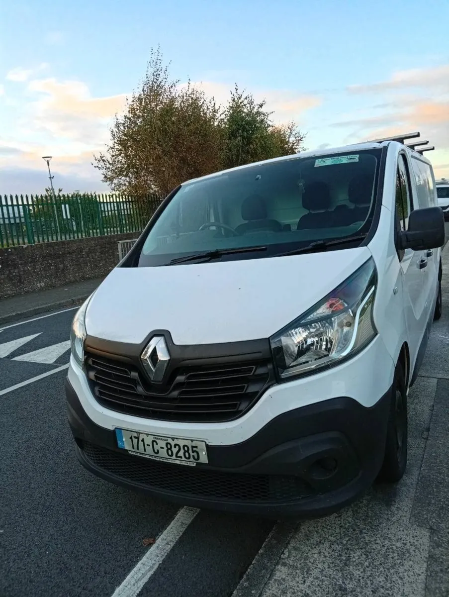 Van - Image 3