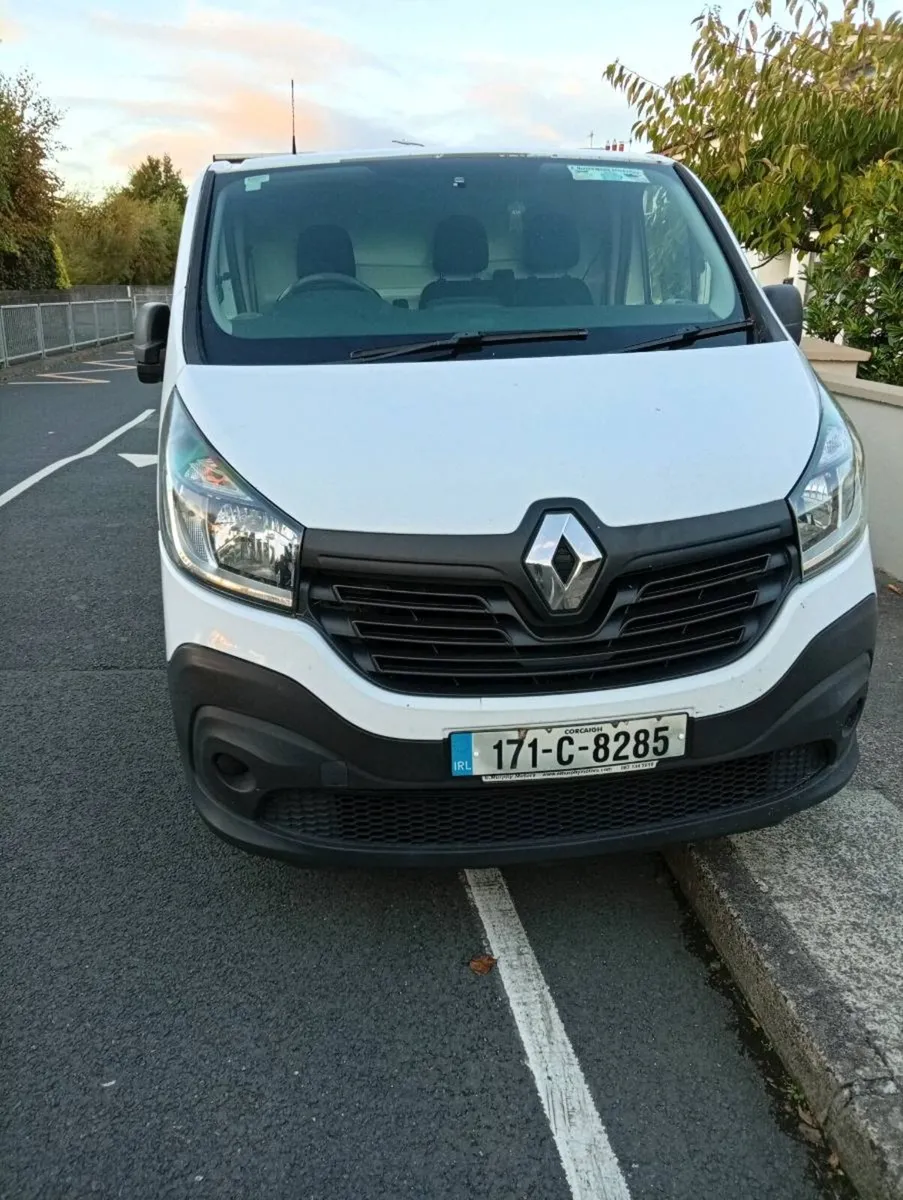 Van - Image 1