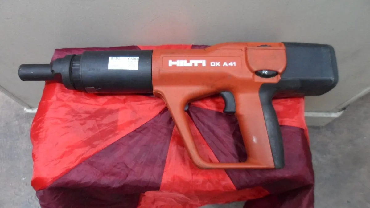 Hilti DX A41 Nail Gun - Image 3