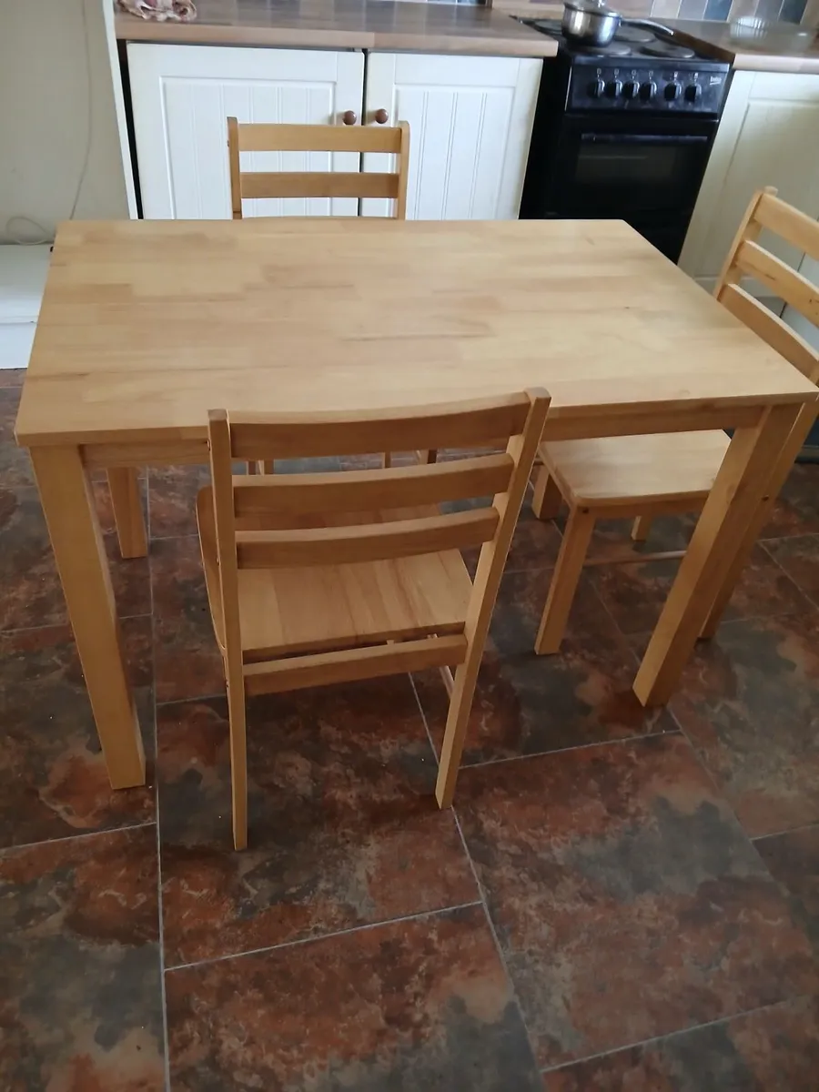 New Table and 4 Chairs - Image 2