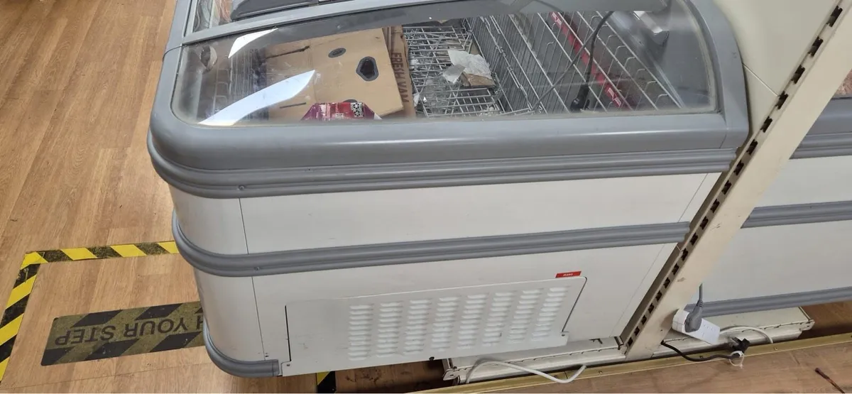 Chest Freezer - Image 1