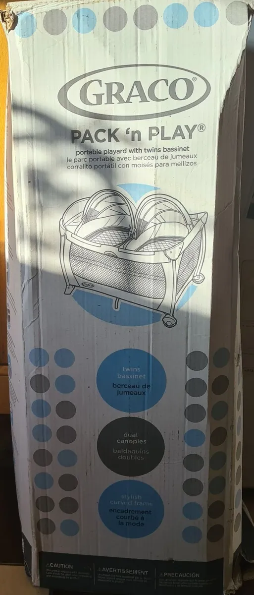 Graco Pack ’n Play Twin Bassinet – Great Condition - Image 2