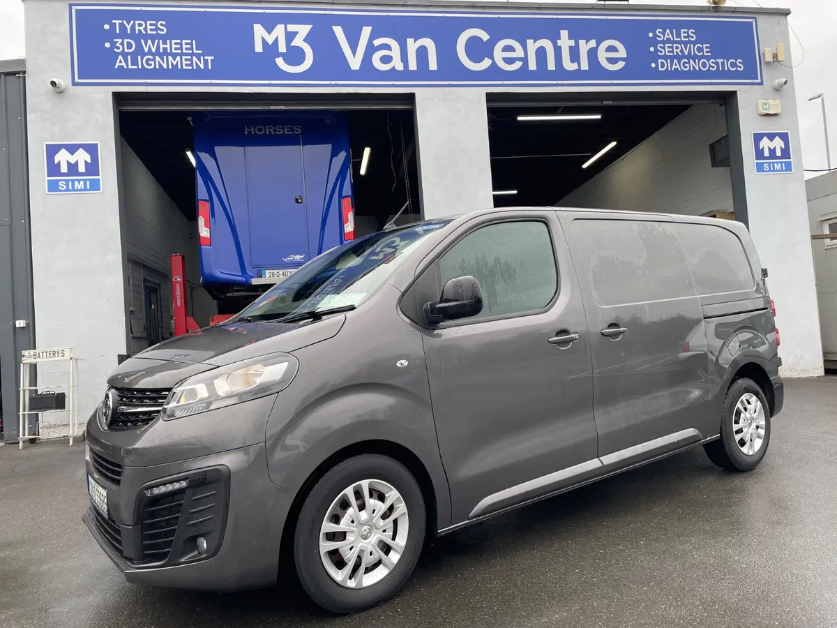 2022 VAUXHALL VIVARO F2700 PRO S/S 6DR - Image 1