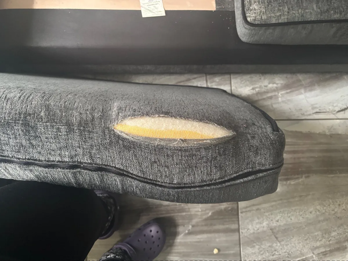 L Shaped Corner Couch - Image 3