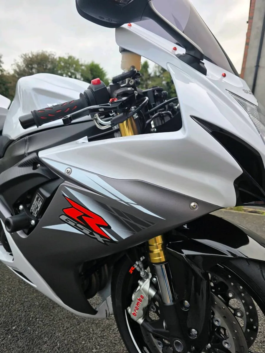 GSXR 750 - Image 3