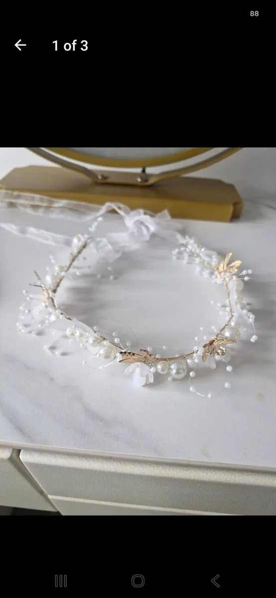 Pearl floral headpiece - Image 1