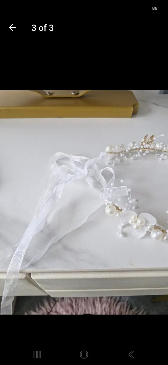Pearl floral headpiece - Image 3