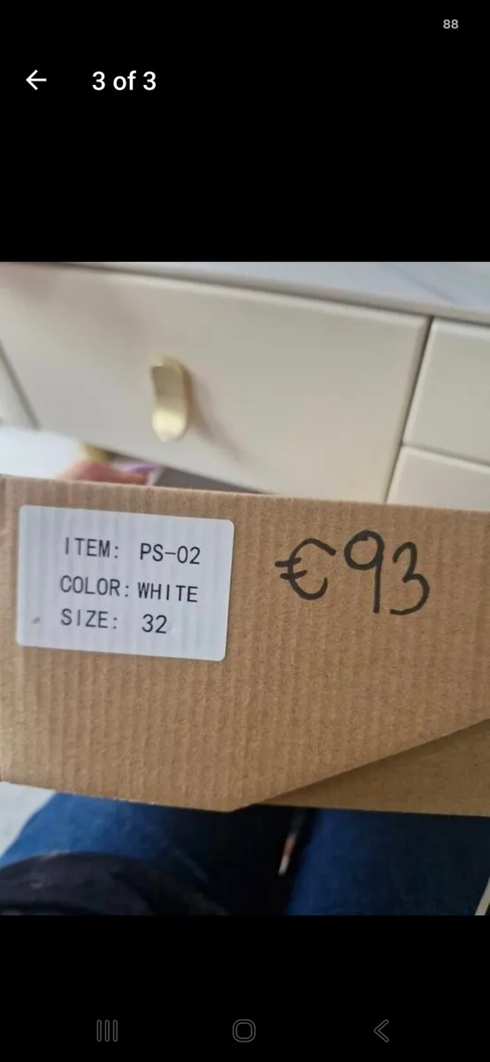 White runners with Pearls size 32 - Image 3