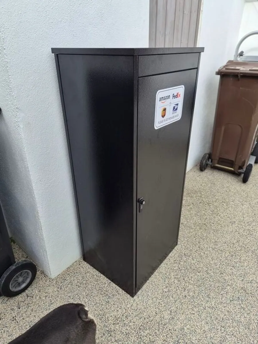 post box - Image 2