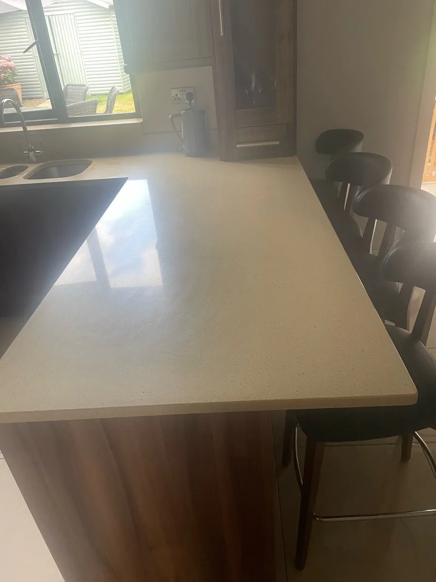 Quartz Kitchen Counter - Image 1