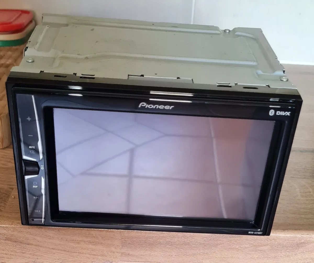 Pioneer Radio - Image 3