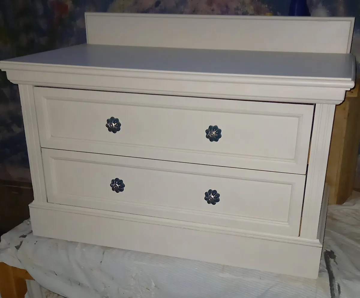 Chest of drawers - Image 3