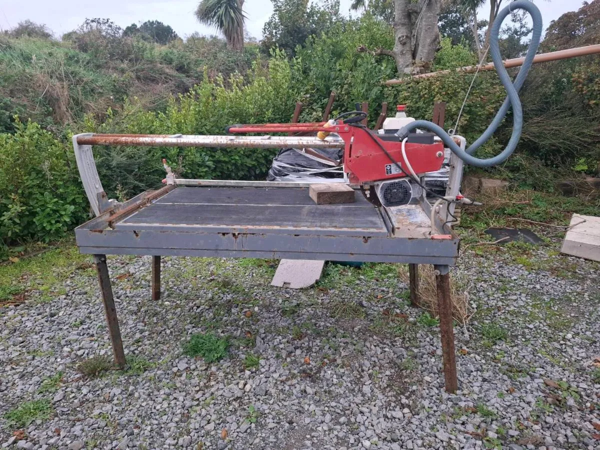 Tile Cutter Saw - Image 1