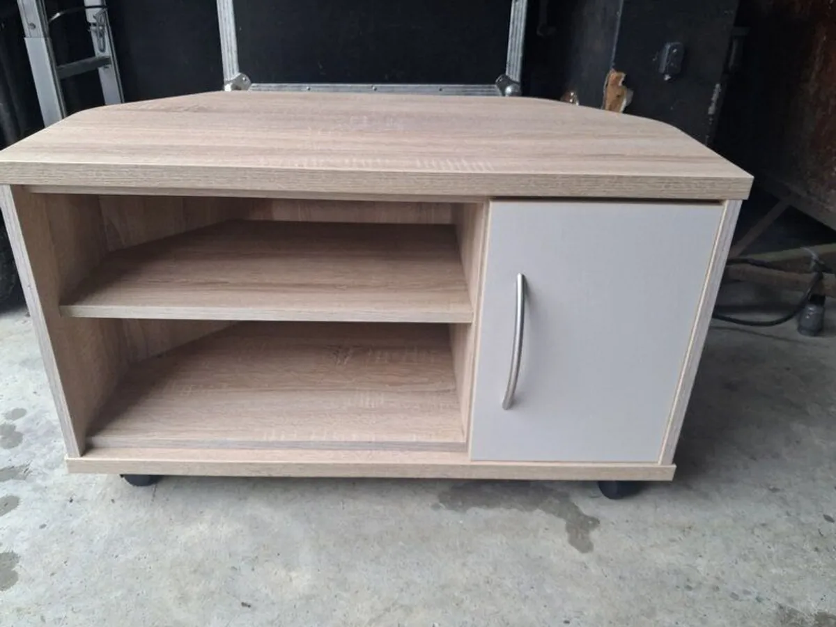 TV Corner Piece for Mobile Home - Image 1