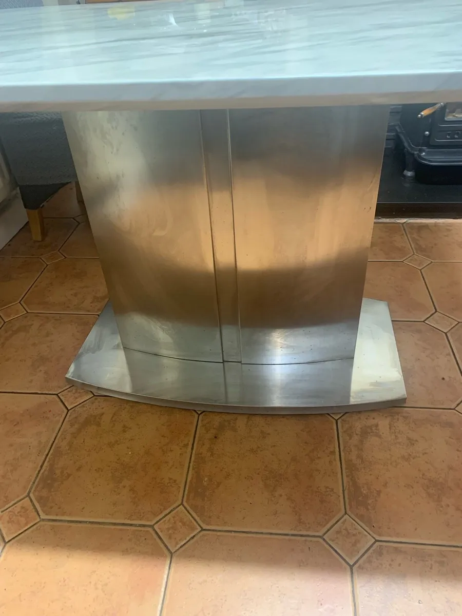 Marble table - Image 2