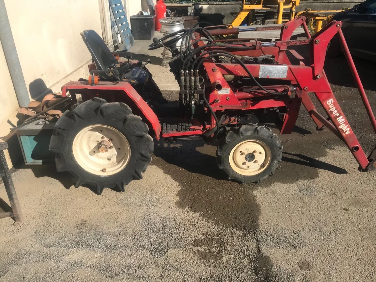 Small tractor for sale - Image 4