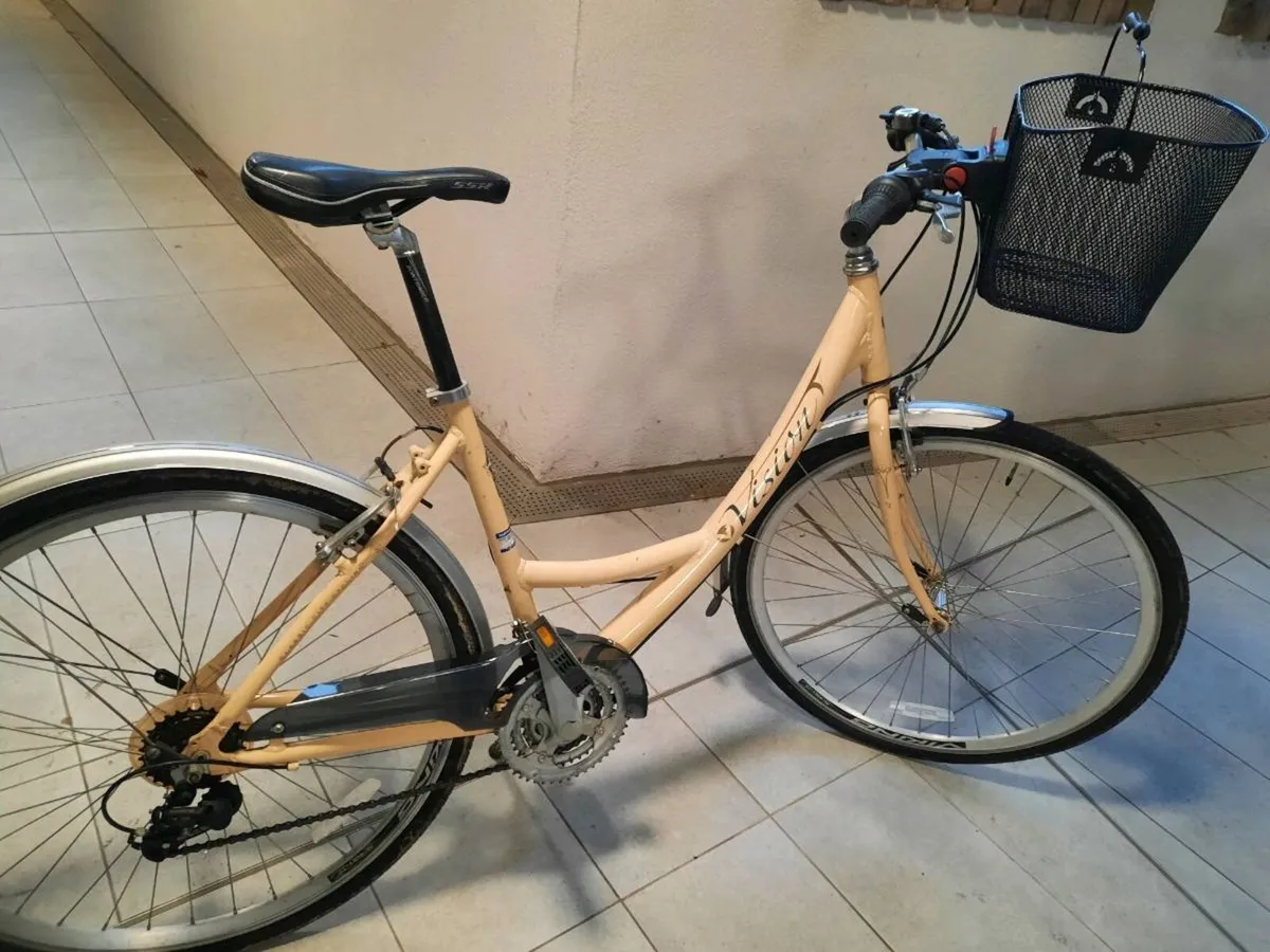 Ladies city bike - Image 2