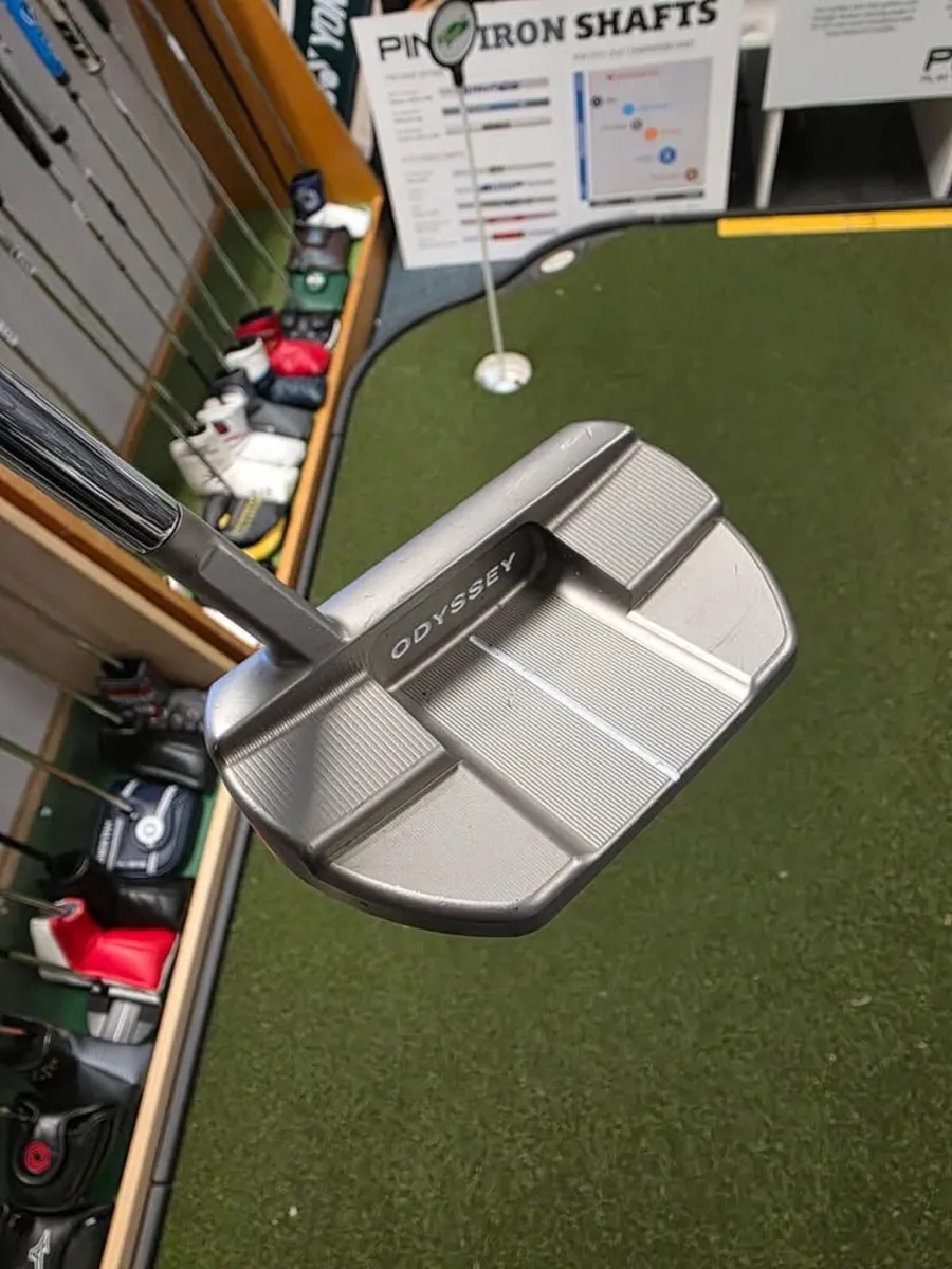Odyssey Ai-One Milled Three T Putter - Image 2