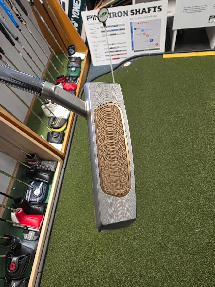 Odyssey Ai-One Milled Three T Putter - Image 4