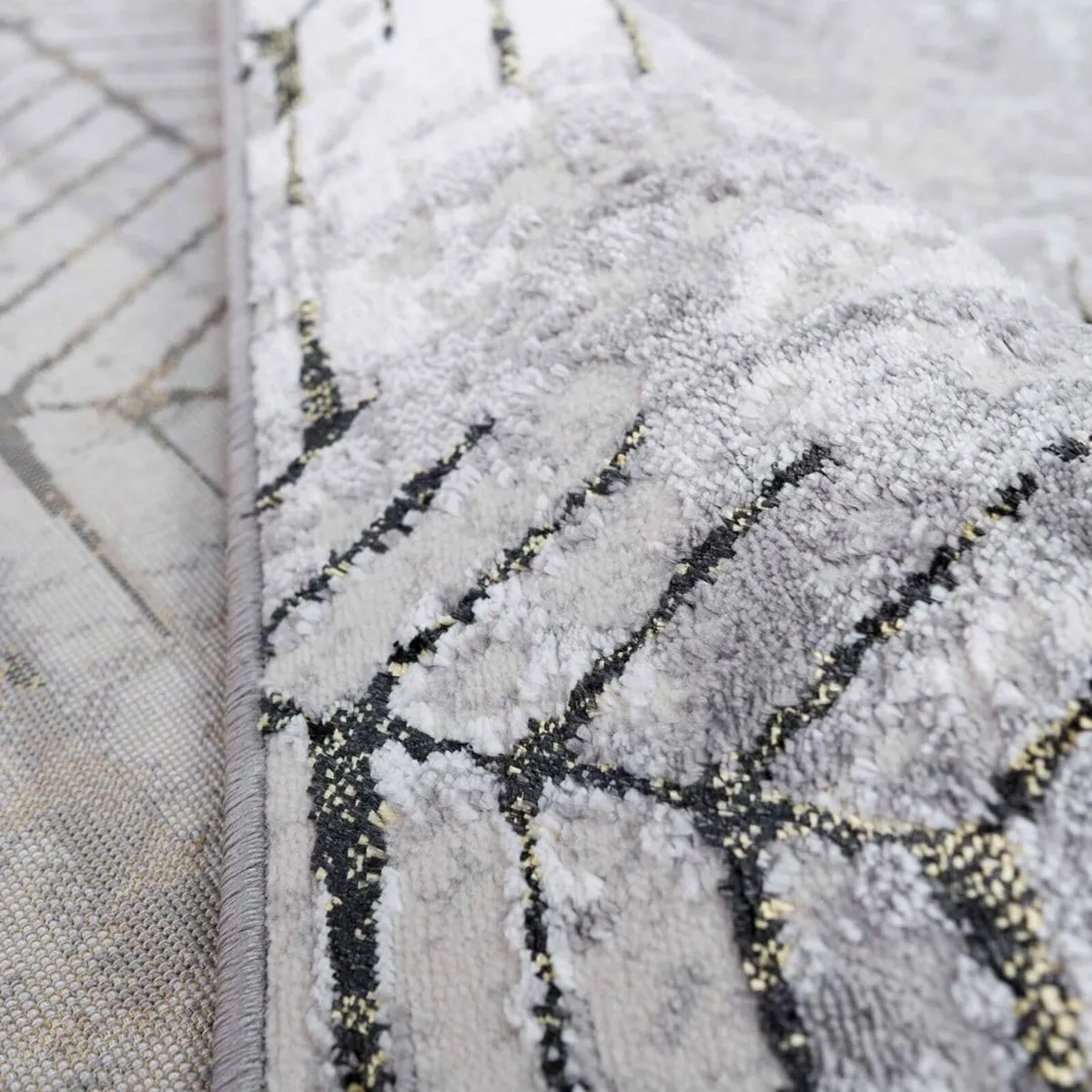 Luxurious Distressed Area Rug Plush Super Soft - Image 3