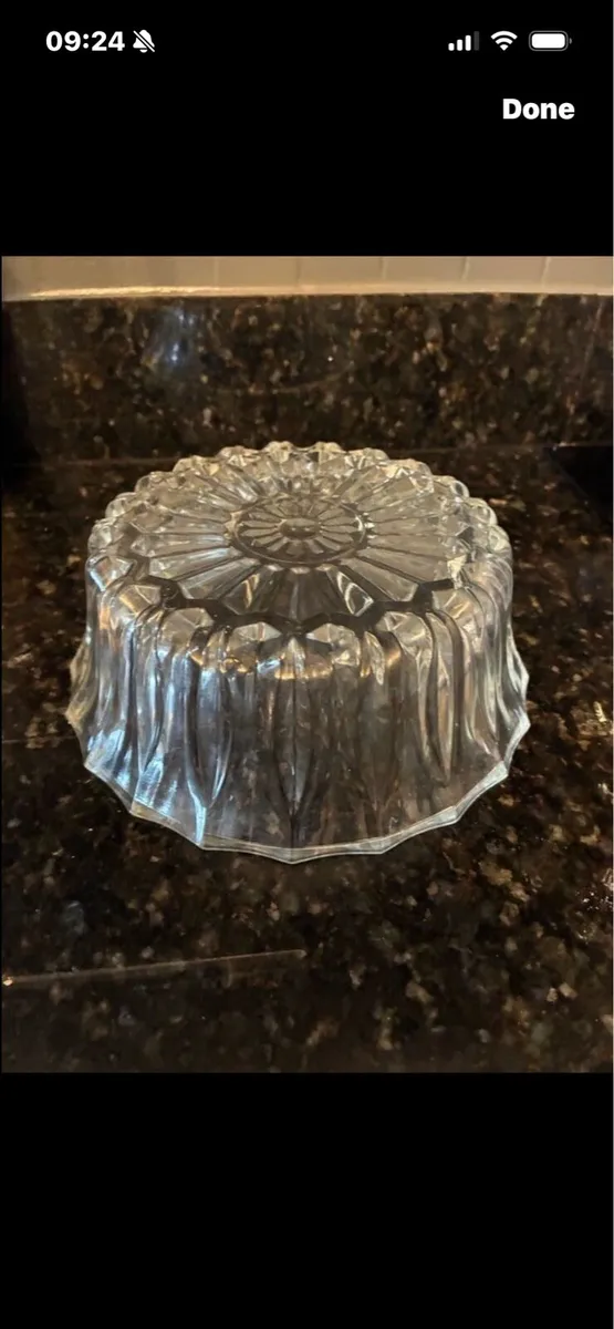 Vintage Italian Crystal Bowl - Image 3